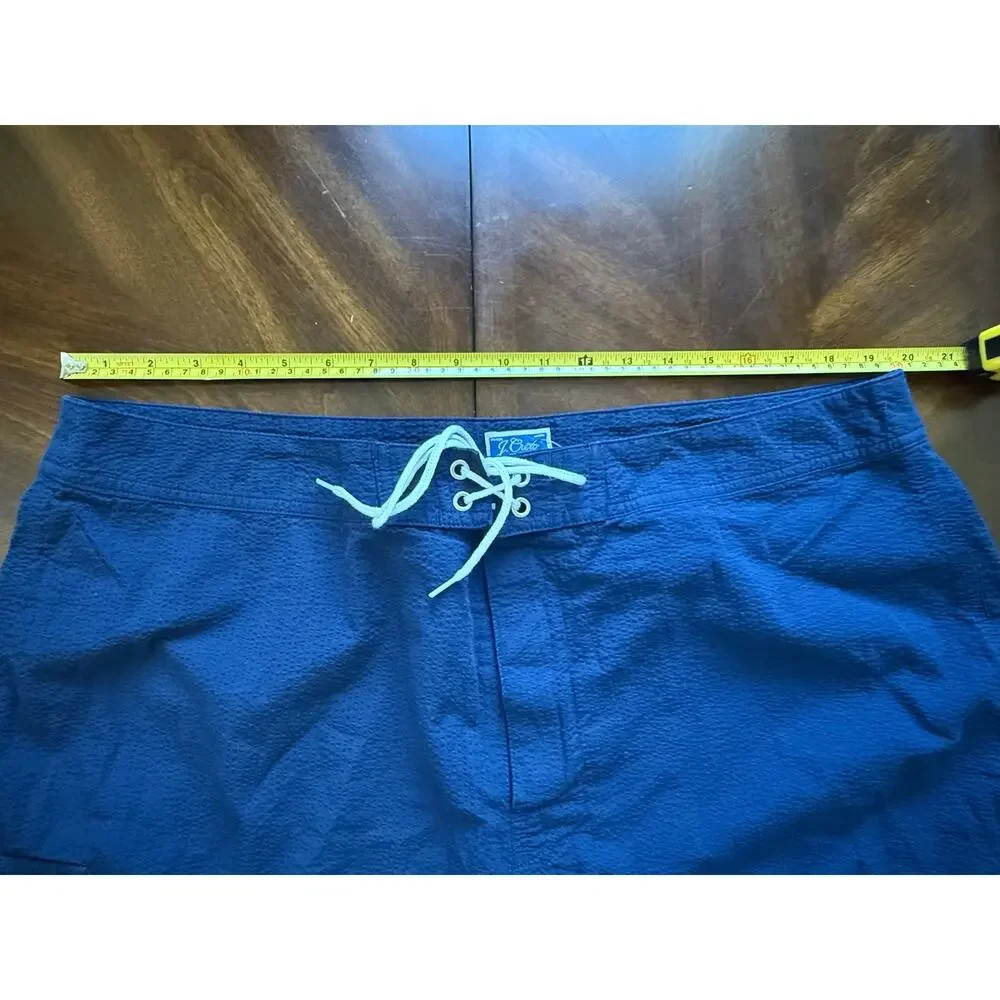 J. Crew Mens Seersucker Board Shorts 40 Navy Blue Cargo Pocket Swim Trunks